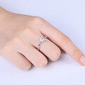 wholesale S925 Sterling Silver Cross-Border Best-Selling Korean-Style Heart-Shaped Six-Prong Snowflake Twist Band Moissanite Ring for Women's Wedding-0-2