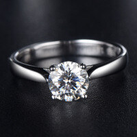 wholesale 925 Sterling Silver Cross-Border Hit Four-Prong Setting 1-Carat Moissanite Ring for Women, Japanese and Korean Minimalist Wedding Ring-1 carat D-color moissanite diamond ring  US size 5#