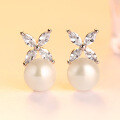 wholesale 925 Sterling Silver Four-Leaf Clover Pearl Earrings European and American Foreign Trade New Style Ear Studs for Women Bead Jewelry Wholesale-0-2