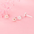 wholesale S925 Sterling Silver Earrings Women Korean Style Fashion Fresh and Sweet Small White Flower Ear Accessories G5295-0-1