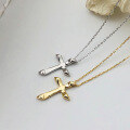 wholesale S925 Sterling Silver Fashionable Women's Short Cross Pendant Necklace, Choker Collarbone Chain, Stall Supply-0-2