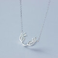 wholesale S925 Sterling Silver Small Antler Necklace Christmas-themed Fashion Reindeer Pattern Fresh and Delicate Short Collarbone Chain for Women D0472-0-2