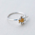 wholesale S925 silver ring, women's Korean style forest-themed silver gold-plated daisy ring, cute small leaf open ring, R00108-0-3