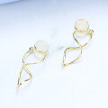 wholesale 9K Gold Minimalist Fashion Streamlined Geometric Twist Clip-On Earrings Wholesale-0-1