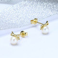 wholesale 9K Gold Korean-style Natural Freshwater Pearl Bow Stud Earrings Wholesale Sweet and Minimalist Earrings-0-1