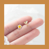 wholesale S925 silver cute fried egg earrings small and fun asymmetrical fork and knife ear studs G6140-s925 silver pair-silver model 925 silver