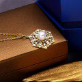 wholesale 9K gold retro hollow-out floral pearl pendant necklace for women, simple and versatile, perfect as a Mother's Day gift or sweater chain-0-3