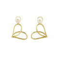 wholesale 9K Gold Lovely Sweet Heart Natural Pearl Ear Cuff Combination Earrings Goddess Ins Internet Famous Popular Heart Shape-0-5