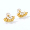 wholesale Metal material Japanese light luxury shell pearl mori girl style gesang flower earrings women's internet celebrity new lucky floral earrings cross-border wholesale-0-1