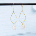 wholesale 9K Gold Japanese Minimalist Goddess Earrings, Rotating Earrings for Women, Creative Fashion Streamlined Design with Natural Freshwater Pearls-0-1