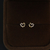 wholesale 14K Gold Christmas Set Fine and Small Student Fashion Elegant Korean and Japanese Style Earrings-Snowflake Zirconia Diamond 14K