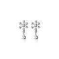 wholesale S925 silver Christmas fresh snowflake elegant stud earrings Korean-style petite student diamond-inlaid earrings G5182-0-4