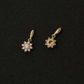 wholesale 9K Gold Exquisite and Ornate Floral-style Japanese Korean Sweet Small Flower Pendant-0-2