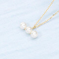 wholesale 9K gold elegant three natural freshwater pearl necklace minimalist versatile women's pendant choker for distribution-0-1