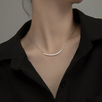 wholesale S925 silver Japanese minimalist smile necklace for women, elegant curved line collar necklace D3543-S925 Silver Necklace 925 Silver