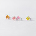 wholesale S925 silver Korean-style small fresh seven-petal flower ear studs, delicate and cute floral earrings for women M02544-0-2