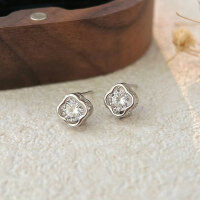 wholesale Sterling Silver Durable S999 Four Leaf Clover Stud Earrings for Women, Small and Exquisite, Niche Luxury, Advanced and Trendy Ear Accessories-Sterling silver