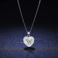 Sterling Silver Pendant with 1ct Moissanite Heart Necklace-1-carat necklace (set with cubic zirconia)  925 silver