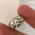 wholesale 925 Sterling Silver Antiqued Hollow-Out Heart Ring, Light Luxury Irregular Heart-Shaped Open Ring R00156-0-0
