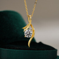 14K Gold Plated 925 Silver Irregular Twisted Pendant Moissanite Necklace-1CT (zircon)  925 silver