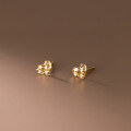 wholesale S925 Sterling Silver Sweet Retro Crushed Ice Heart Stud Earrings Women's Elegant Design Ear Jewelry M05287-0-2