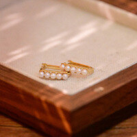 wholesale S925 sterling silver full-body pearl fashion earrings, elegant retro luxury French earrings for women, suitable for daily wear-BE0219-Gold