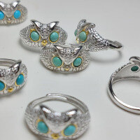 wholesale S925 silver inlaid natural raw turquoise owl women's ring, fashionable and elegant, adjustable live opening-Turquoise Owl Ring One Size
