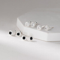 wholesale S925 Sterling Silver Exquisite, Minimalist, Small, Elegant, Niche-Designed Square Diamond-Encrusted Floral Edge Stud Earrings M06005-S925 silver pair with white diamonds stud earrings