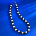 wholesale Metal Material, Moojing Jewelry Intense Light Perfectly Round Large 8mm Pearl Black Onyx Vintage Necklace French Collarbone Chain 40+5cm-0-1