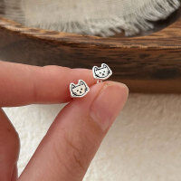 wholesale S925 Sterling Silver Cartoon Kitten Stud Earrings for Women, Minimalist and Delicate Small Fresh Style Student Earrings Trendy Accessories-Sterling silver