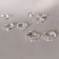 wholesale S925 Sterling Silver Iridescent Minimalist Ins-Style Petite Design Carved Surface Ear Clasp M05981-S925 silver pair 925 silver