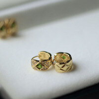 wholesale S925 Sterling Silver Plated 18k Gold Vintage Hong Kong Style Natural Diopside Ear Clips for Factory Wholesale Live Streaming Supply-Natural diopside earrings