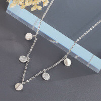 wholesale S925 silver and diamond-encrusted round disc sequin necklace for women, minimalist and chic with a small designer touch, ins-inspired elegant collarbone chain-Round necklace--white gold>925 silver