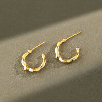 wholesale S925 Sterling Silver 320 Korean Version Irregular Hoop Earrings for Women, Ins Style Small Minimalist Design Ear Accessories-Platinum [with sterling silver ear plugs] &gt; 925 silver