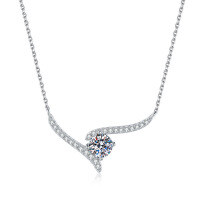 925 Sterling Silver 1ct Moissanite Heart Track Necklace, Women's Light Luxury Pendant-One carat [Zircon Eight Hearts and Eight Arrows]  925 Silver