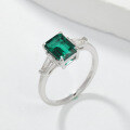 wholesale Metal Classic Three-Stone Lab-Grown Emerald Ring Simple and Fashionable Cultured Colored Gemstone Women's Ring for Daily Commute-0-1