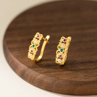 wholesale S925 Sterling Silver Fresh and Sweet Ins Style Niche Design Exquisite Color Diamond Hollow Ear Clasp M06568-S925 silver pair 925 silver