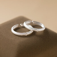 wholesale S925 Sterling Silver Inlaid with Fresh and Sweet Ins Style Small and Unique Design Diamond Frosted Brushed Ring R02416-S925 silver ring Adjustable opening