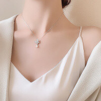 wholesale Metal Pearl Butterfly Necklace for Women, Natural Freshwater Collarbone Chain, Small Niche Design, Ins Minimalist Style, High-End Sense, Simple and Elegant-Sterling Silver S925 Butterfly Pearl Necklace TL012254