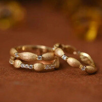 wholesale S925 Sterling Silver Red Elk All-Over Body Light Luxury Minimalist Ring for Women, French-Style Row of Diamonds Single Layer Unique-BZ0608-Gold US Size 8