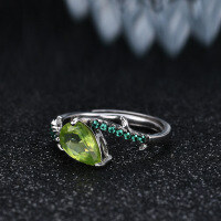 wholesale S925 Sterling Silver Natural Wind Plant Sapphire Set with Peridot and Amethyst Jewelry Suite Ring and Earrings-Natural peridot ring