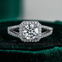 S925 Sterling Silver Moissanite 1ct Square Halo Ring for Engagement Wedding Wholesale-1 carat (superior white moissanite)  Hong Kong lot number 17