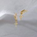 wholesale S925 Sterling Silver Fresh and Sweet Stylish Exquisite Diamond-Studded Cross Ear Clips M05618-0-4