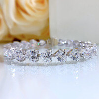 wholesale S925 Sterling Silver Full Diamond Heart Bracelet, New Arrival from Zhuozhifan Jewelry, Fashionable and Elegant in a Mingyuan Style-Heart-shaped bracelet 18cm 925 silver
