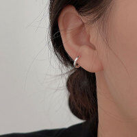 wholesale S925 metal small circle earrings for women, Korean spring new design, unique and versatile ear studs-Sterling silver