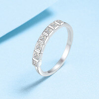 wholesale PT950-plated S925 sterling silver new-style pave moissanite ring for women, simple and versatile, small-batch elegant design, available for dropshipping-56 points>No. 18
