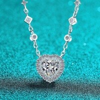 S925 Silver Moissanite Necklace with Heart Pendant-2 carat moissanite  925 silver