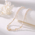 wholesale Metal material Clover Freshwater Pearl Necklace for Women, Fashionable Luxury Style, High-End Sense, Personalized Choker, Popular Elegant Necklace-0-1