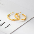wholesale S925 Sterling Silver Fresh and Sweet Ins Style Niche Design Chain C-shaped Ear Stud M06698-0-3