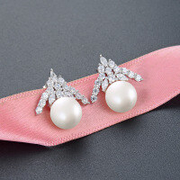wholesale S925 Sterling Silver Korean Minimalist Creative Zircon Pearl Earrings with Diamond Accents for Women, Small Fresh Style Jewelry-003520-Platinum S925 Silver